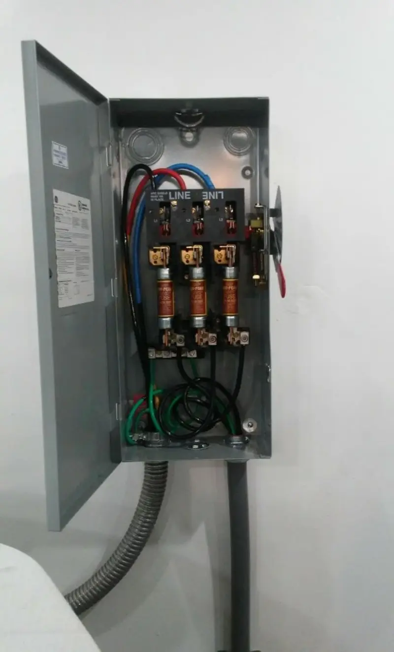 Three-phase disconnect switch installed for Smoke Detector Installation in Flagler Beach